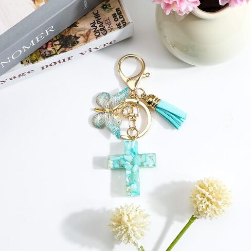 سلسلة مفاتيح متقاطعة من الراتنج مع فراشة وشرابة هدايا متقاطعة للنساء والأصدقاء والصديقات وأعياد الميلاد وعيد الميلاد in Kuwait