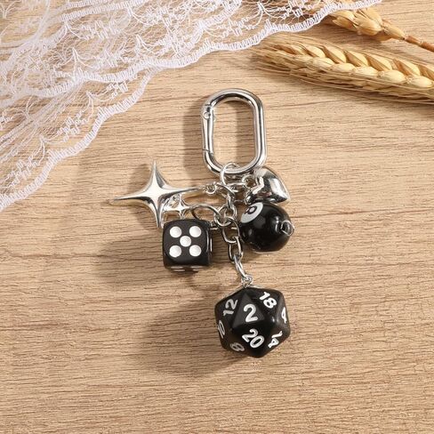 سلسلة مفاتيح النرد محظوظة مع سحر النجمة وسحر القلب هدايا الحظ السعيد للنساء في أعياد الميلاد وعيد الميلاد والتخرج in Kuwait