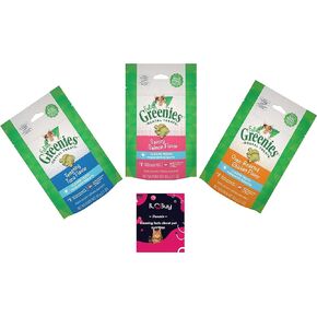 مجموعة Greenies Dental Treats للقطط، تتضمن 03 أكياس (كل منها 2.1 أونصة)، 01 سمكة تونا مغرية، 01 حلوى سمك السلمون اللذيذة للقطط، 1 دجاج مشوي بالفرن. بالإضافة إلى كتيب