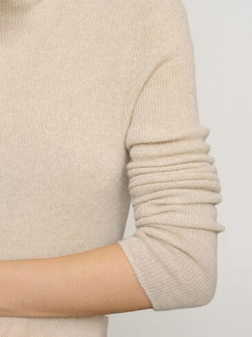 Women’s Soft Shimmer Cashmere Crewneck Sweater, Skin-Friendly Lightweight Knit Pullover for Comfortable Daily Wear in Saudi Arabia