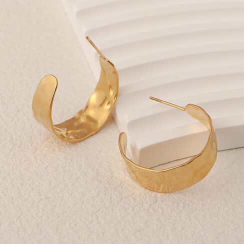18K Gold Plated Hoop Earrings for Women Chunky Huggie Earrings Minimalist Gold Jewelry Valentine's Day Gift for Girlfriend Wife in Saudi Arabia