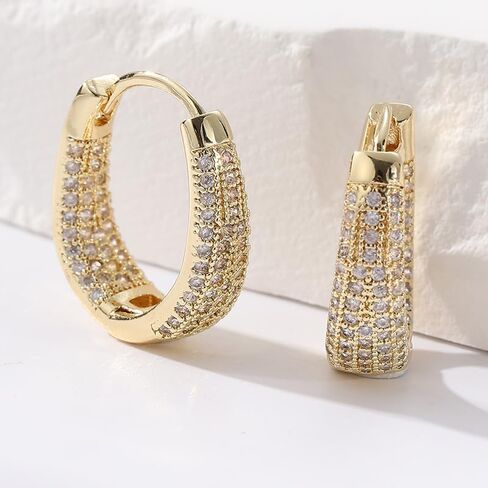 Luxurious Geometric Copper Jewelry Inlaid with Synthetic Zircon Earrings, Women's Retro Bohemian Round Versatile Daily Versatile or Elegant Earrings in Saudi Arabia