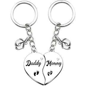 هدايا الآباء الجدد للأزواج، سلسلة مفاتيح للأب والأم تكشف عن الجنس، هدية للآباء الجدد، إعلان عن الحمل، هدايا استحمام الطفل للأب والأم، أفكار هدايا جديدة للأم والأب in Kuwait