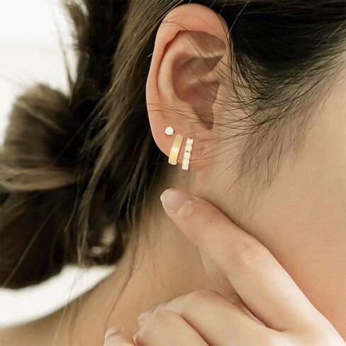 مجموعة أقراط هاجي هوب العصرية الذهبية - 3 أزواج من أقراط الغضروف المطلية عيار 14 قيراط للثقب المتعدد، وأزرار وأطواق بسيطة لا تسبب الحساسية للنساء in Kuwait