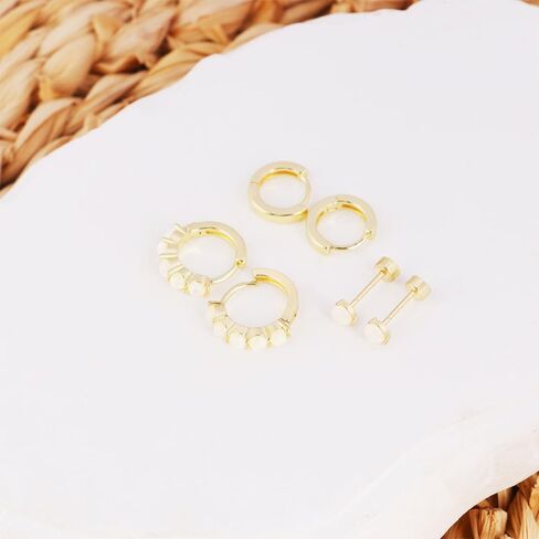 مجموعة أقراط هاجي هوب العصرية الذهبية - 3 أزواج من أقراط الغضروف المطلية عيار 14 قيراط للثقب المتعدد، وأزرار وأطواق بسيطة لا تسبب الحساسية للنساء in Kuwait