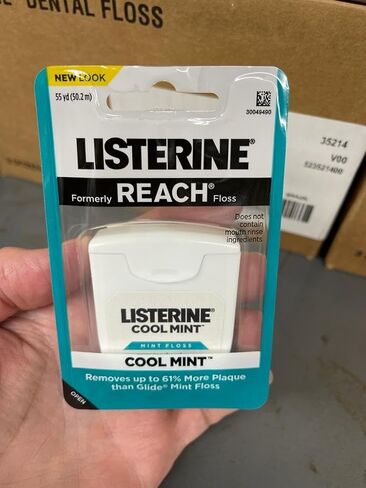 Listerine Dental Floss, Cool Mint, 6 Count in Kuwait