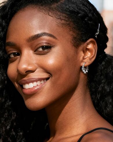 Small Hoop Star Huggie Dangle and Drop Prom Lightweight Earrings Celestial Star Jewelry for Women in Kuwait