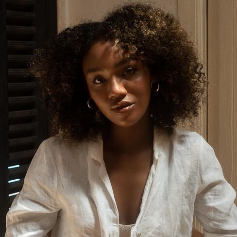 أقراط طارة ذهبية من صنع نامي للنساء، أقراط دائرية كلاسيكية مطلية بالذهب، مجوهرات خفيفة الوزن لا تسبب الحساسية للارتداء اليومي in Kuwait