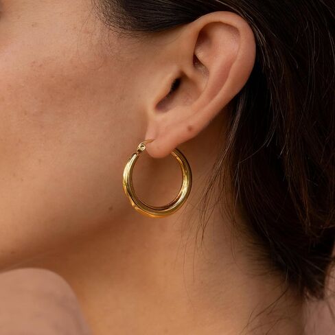 أقراط طارة ذهبية من صنع نامي للنساء، أقراط دائرية كلاسيكية مطلية بالذهب، مجوهرات خفيفة الوزن لا تسبب الحساسية للارتداء اليومي in Kuwait