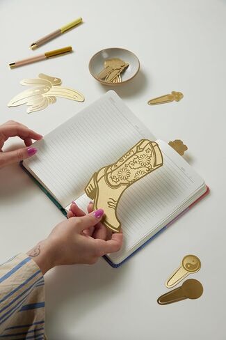 DesignWorks Ink Brass Landmark ، السيد Slithers in Kuwait