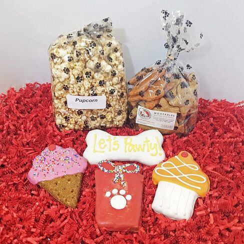 Gourmet Dog Bakery Small Birthday Treat Box with Pupcorn, Hand-Decorated Treats & More | Homemade, Fresh, Human-Grade, All-Natural Ingredients | Corn, Soy & Preservative Free | USA Made in Saudi Arabia