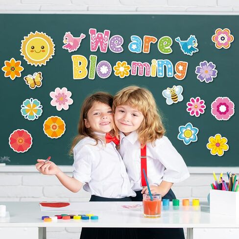 120 PCS Spring Flower Cut Outs Stet Colorful Floral Classroom Bulletin Decord مع نقاط الغراء الزهور الزهور Sun Bird Butterfly ، نحن نتفتح في فرز للديكور الجدران (نمط عيد الميلاد) in Kuwait