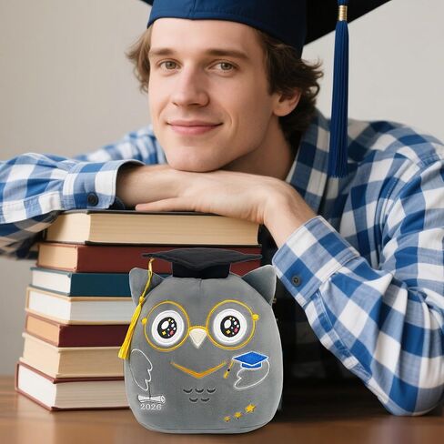 التخرج Axolotl Plush Toy: 8 بوصة 2025 Pink Axolotl محشو بالحيوان مع غطاء التخرج ، فئة لطيفة من 2025 ، هدايا التخرج للجامعة ، طلاب المدارس الابتدائية ، in Kuwait