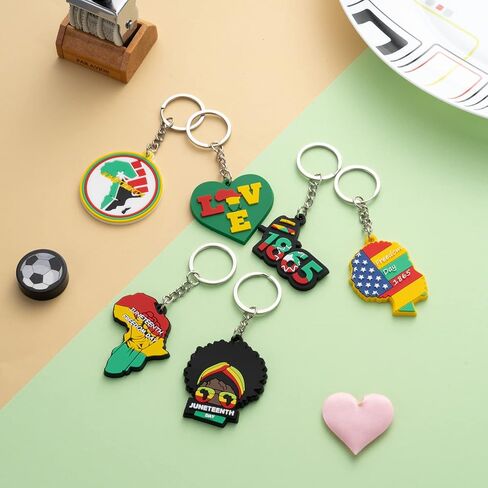 48 قطعة من سلسلة المفاتيح Juneteenth المعلقة هدية يوم الحرية ومهرجان الفخر ويوم التحرير وحلقات المفاتيح للحفلات والفصول الدراسية ومستلزمات حقائب الظهر للنساء، 6 أنماط in Kuwait