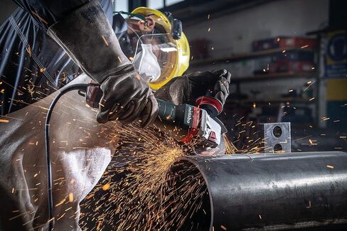 Metabo 6-Inch Angle Grinder, 14.5 Amp, 9,600 RPM, Electronics, Non-locking Paddle Switch, Mechanical Brake, M-Brush, Auto-Balance, Drop Secure, WEPBA 19-150 Q DS M-BRUSH, 613117420, Green in Saudi Arabia