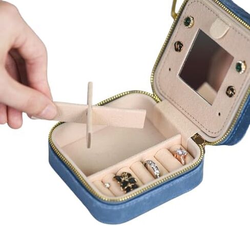 Zoya Jewelry Design Small Travel Jewelry Box Case ، منظم للرجال والنساء ، الصناديق مع الحلقة ، قرط ، تخزين القلادة ، هدية لصندوق المجوهرات المخملية لها ، مثالية للمجوهرات (الوردي) in Kuwait