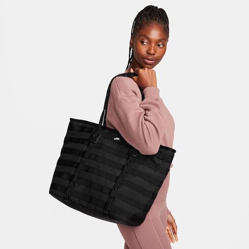 Nike Sportswear RPM (26L) حقيبة حمل للجنسين (أسود/أسود/أبيض) ، كبير in Saudi Arabia