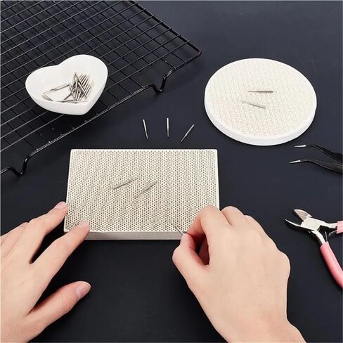 ألواح لحام سيراميك على شكل قرص العسل، مجموعة من قطعتين من ألواح لحام سيراميك على شكل قرص العسل مع إبرة من الفولاذ المقاوم للصدأ لصنع المجوهرات والمشروعات اليدوية in Kuwait