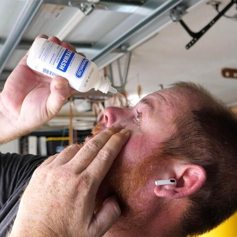 First Aid Only 6-Piece Eye Wash Kit with Oval Eye Pads, First Aid Adhesive Strips, Emergency Eye Rinse & Eye Wash Cup in Kuwait