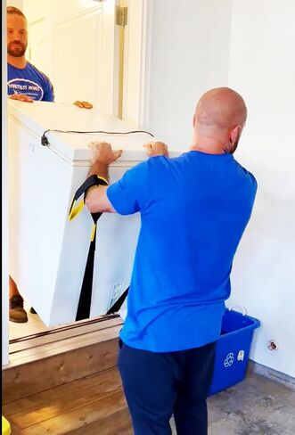 أحزمة متحركة من آرم دوللي - نظام رفع وتحريك لشخصين - رفع وحمل وتحريك الأثاث والأجهزة الثقيلة بسهولة وسرعة وأمان - من شولددوللي in Kuwait