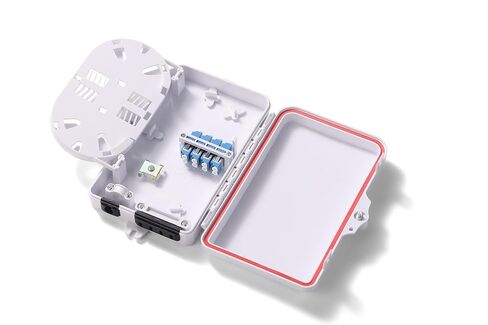 توزيع ألياف FTTH 4/8 النوى، صندوق توزيع الألياف ذو 4 منافذ، مع 4 محولات SC و4 محولات LC مزدوجة in Kuwait