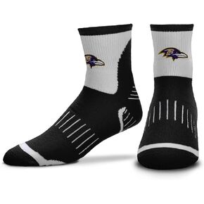 من أجل جوارب Bare Feet NFL Performance ربع الطول - مزيج من البوليستر - للرجال والنساء - أربطة ضغط - جوارب عالية الأداء (Baltimore Ravens - أسود، مقاس متوسط ​​للبالغين) in Saudi Arabia