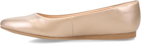 Easy Spirit Women's Fellia3 Pump in Saudi Arabia