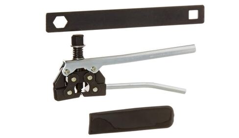 يقوم Fenner بقيادة سلسلة 5810100#1 25-60 in Kuwait