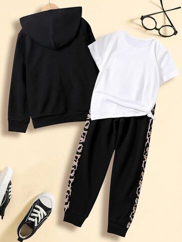 بدلة رياضية غير رسمية للفتيات مكونة من 3 قطع بغطاء للرأس وأكمام قصيرة ورسوم على شكل قلب وسروال رياضي أطقم سراويل رياضية لعمر 8-14 سنة in Kuwait