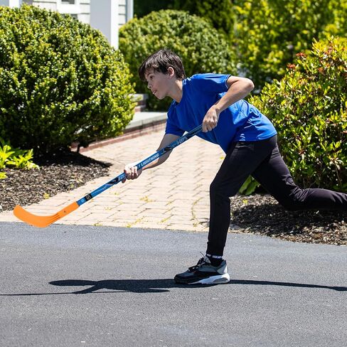 Franklin Sports NHL Kids Street Hockey Stick + مجموعة الكرات - عصا هوكي الشوارع للشباب 40 بوصة + (2) كرات الهوكي الدوارة الخارجية - مجموعة المبتدئين للهوكي للأطفال in Saudi Arabia