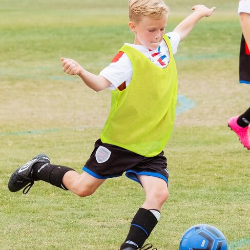 Linkidea Soccer Double Sided Scrimmage Team Vest for Children 6-12 Years Old, Team Reversible Pinnies for Sports & Practice, 2 Side Jerseys Fits Kid, Youth (12-Pack, Red & Green) in Saudi Arabia