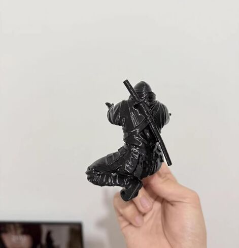 حامل أقلام RUIGO Ninja مع قلم ملحقات مكتبية مخصصة لديكور المنزل والمكتب قلم رائع Rsin in Kuwait