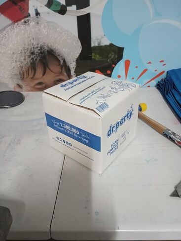 محلول رغوي احترافي؛ يُصنع 420 جالونًا من محلول الحفلات الرغوية in Kuwait