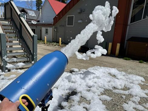 محلول رغوي احترافي؛ يُصنع 420 جالونًا من محلول الحفلات الرغوية in Kuwait