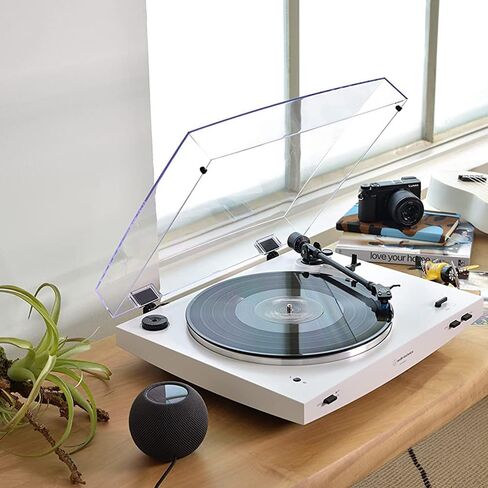 Audio-Technica AT-LP3XBT-WH قرص دوار لاسلكي أوتوماتيكي بالكامل يعمل بالحزام - حزمة بيضاء مع حزمة حماية محسنة CPS لمدة عامين، وحل العناية بالتسجيل، ومجموعة التنظيف، ومنظار ومثبت التسجيل in Saudi Arabia