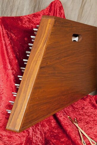 Hammer Dulcimer, 12/11 Course w/Hammers in Saudi Arabia