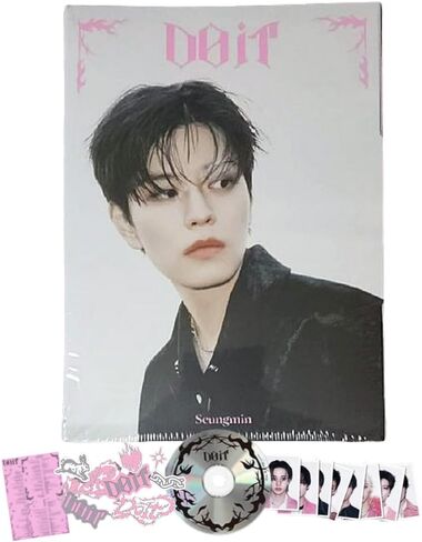 Stray Kids Do It SKZ IT TAPE Accordion [إصدار Seungmin] كتاب صور + قرص مضغوط + بطاقة صور + صورة هوية + مجموعة ملصقات رسومية in Kuwait