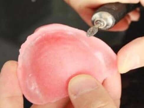 Dental Creations, Ltd. - Wonder Light Cure Tray in Kuwait