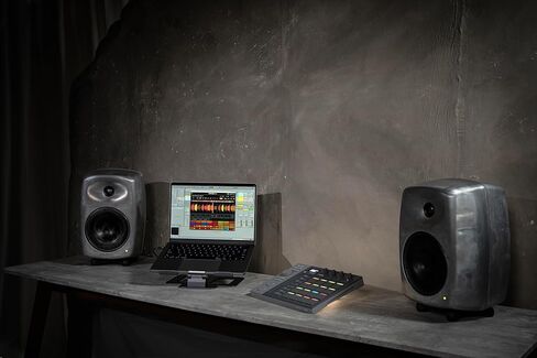 وحدة التحكم AlphaTheta SLAB MIDI - افتح Serato Studio (الإصدار الكامل)، قرص متعدد الوظائف والتحكم في التركيز، 16 وسادة سرعة مع اللمس اللاحق، أداء شريط اللمس؛ يعمل مع سيراتو دي جي برو in Kuwait