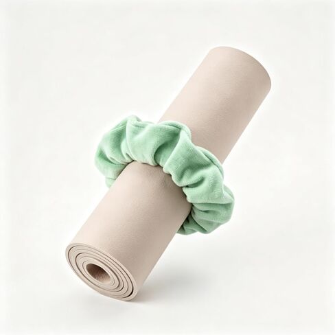 سجادة اليوجا سكرانشي - تحمل سجادة اليوجا الخاصة بك بأناقة - نسيج متين ومرن - يناسب جميع سجادات اليوجا القياسية in Kuwait