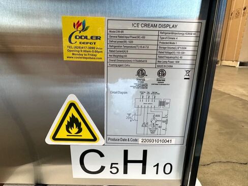 cooler depot Gelato Freezer Display Case Dipping Cabinet NSF Certified Pan Ice cream Countertop Black Frame 6 Pan DW6R in Kuwait