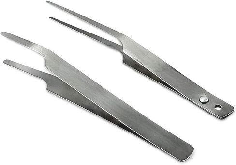 Entomology Forceps Set, One Long Points and One Short Broad Points Forcpes. Ideal for a delegate entomology work. Superlight flexible stainless-steel, construction. Set of 2. in Saudi Arabia
