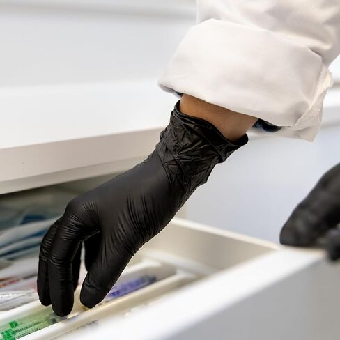 Aurelia Absolute, Black Nitrile Gloves: Medium, Case of 2000 gloves in Saudi Arabia
