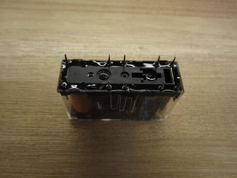 مجموعة من 4 قطع OMRON G7SA3A1B-DC24 مرحل آمن in Kuwait