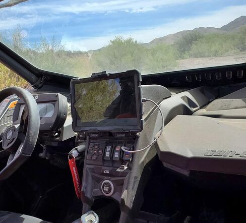 شاحن Switchtec QC 3.0 USB & Type C Rocker Switch Style Charger Blue Voltmeter للقوارب، Polaris، RZR 1000، Ranger، Mobile Home، RV، Can Am Spyders، Can Am Maverick، Can AM SxS، عربة الجولف، UTV in Kuwait