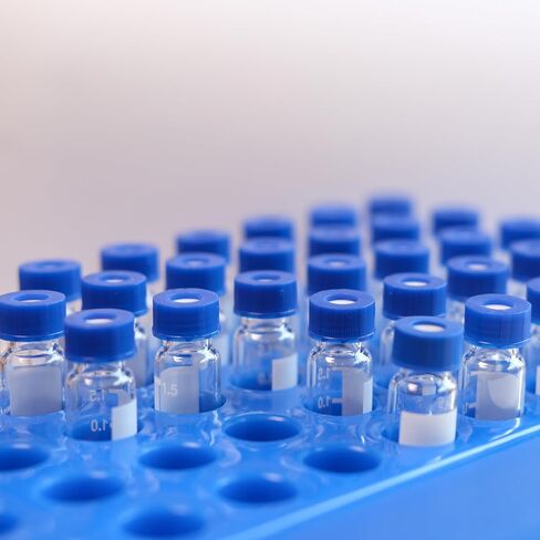 2ml Autosampler Vials, HPLC GC Vials Laboratory use,Clear, 9-425 Screw neck with PTFE/Silicone Septa, Writing Area and Graduations, 100-Pack in Saudi Arabia
