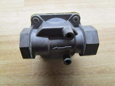 Maxitrol Co. RV20L Maxitrol 3/8" Regulator in Kuwait