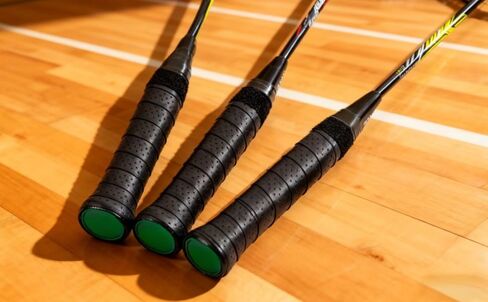 Racket Grip Tape Black Pu For Tennis, Badminton, Squash, 1.0 Mm Thick, 41.3 In, Inner Stalk Skin, Shock-Absorbing & Sweat Absorbent in Kuwait