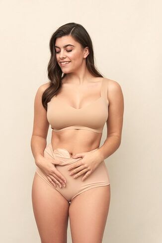 ملابس داخلية نسائية من SIIL Ostomy باللون البيج لأغطية أكياس الفغرة، وزلات الفغرة لأكياس الفغرة XS-XXL مصنوعة في أوروبا in Kuwait