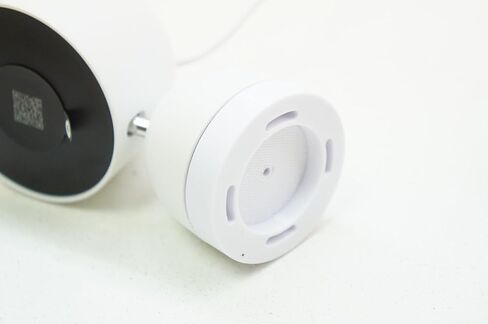حامل حائط بقاعدة مغناطيسية لكاميرا Google Nest Cam (سلكية) الجيل الثاني أسود (مغناطيسي) in Saudi Arabia